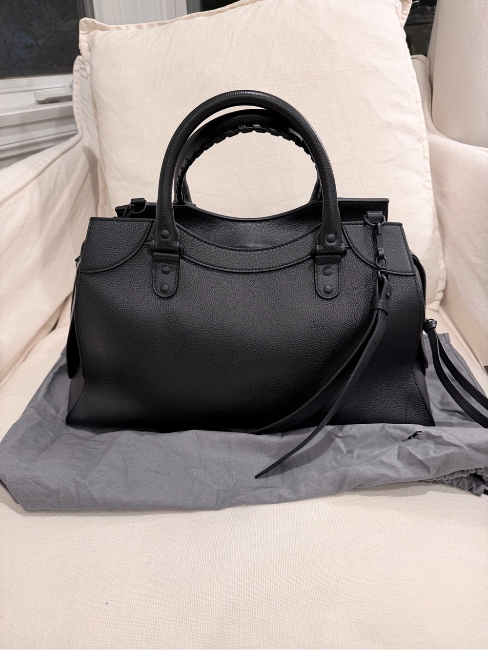 Balenciaga neo classic city bag in size large - Picture 2 of 6
